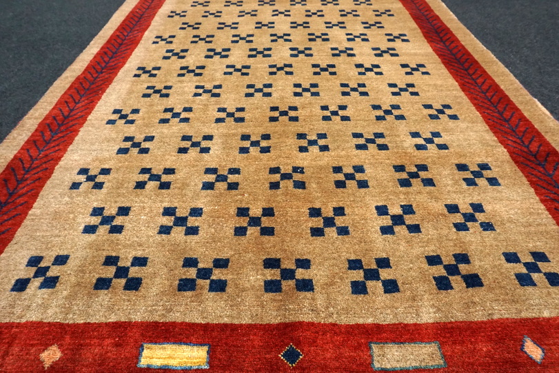 https://www.resai.de/ carpethaus/2130-carpet/orient carpet-perser carpet-design-7.JPG