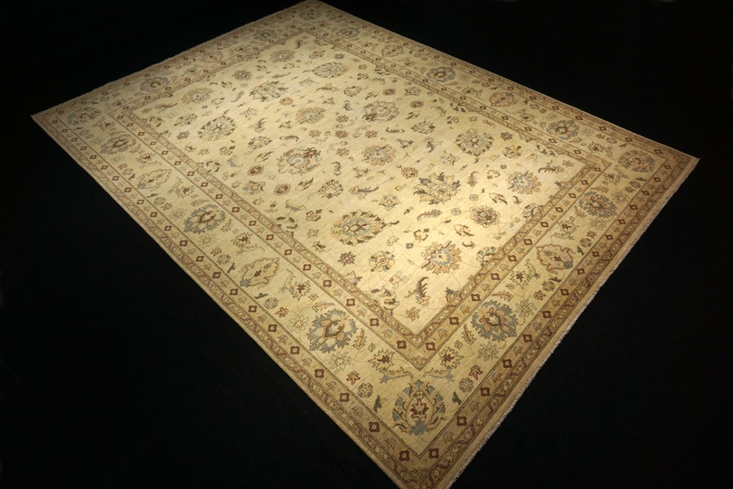 https://www.resai.de/ carpethaus/2966-carpet/orient carpet-ziegler-beige-16.JPG