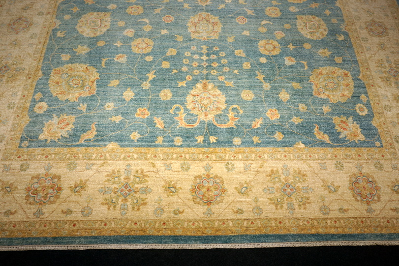 https://www.resai.de/ carpethaus/2969- carpet/orient carpet-ziegler-himmelblau-4.JPG