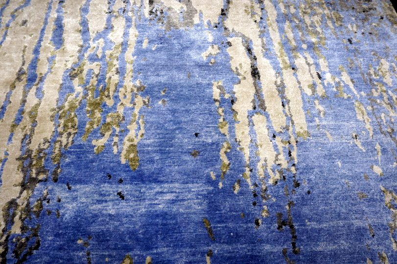 https://www.resai.de/ carpethaus/2974- carpet/designer-orient carpet-seiden carpet-11.JPG