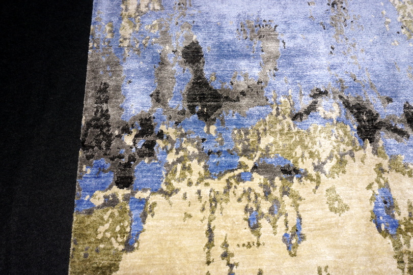 https://www.resai.de/ carpethaus/2974- carpet/designer-orient carpet-seiden carpet-8.JPG