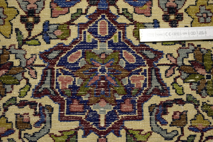 https://www.resai.de/ carpethaus/3032-carpet/orient carpet-kaschmir-seide-11.JPG