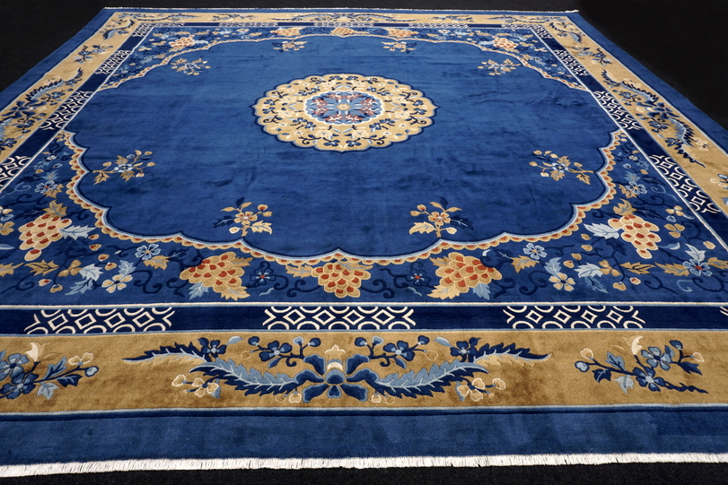https://www.resai.de/ Carpethaus/3114- Carpet/Orient Carpet-china-blau-uebermass-3.JPG