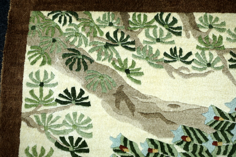 https://www.resai.de/ carpethaus/3119- carpet/seiden Carpet-china-pfau-vogel-muster-6.JPG