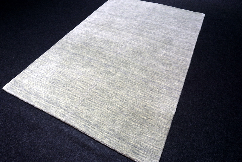 https://www.resai.de/ carpethaus/3240- carpet/orient carpet-gabbeh-loribaft-modern-4.JPG
