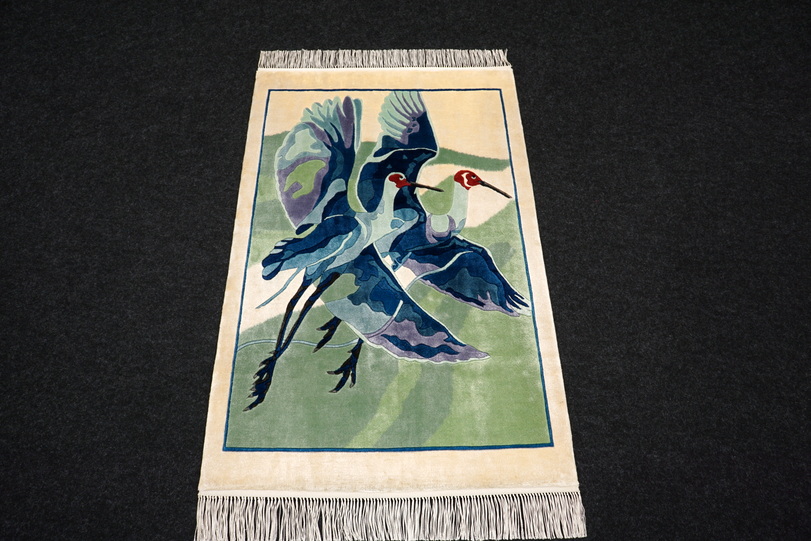 https://www.resai.de/ carpethaus/3369- carpet/seiden Carpet-china-vogelmotive-1.JPG
