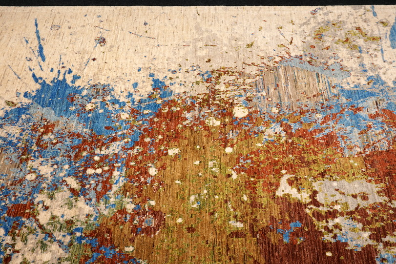 https://www.resai.de/ carpethaus/3421- carpet/designer-orient carpet-ziegler-splash-beige-13.JPG