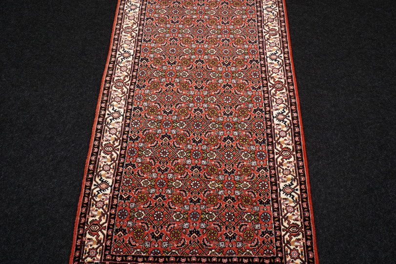 https://www.resai.de/ carpethaus/3429- carpet/perser carpet-laeufer-handgeknuepft-7.JPG