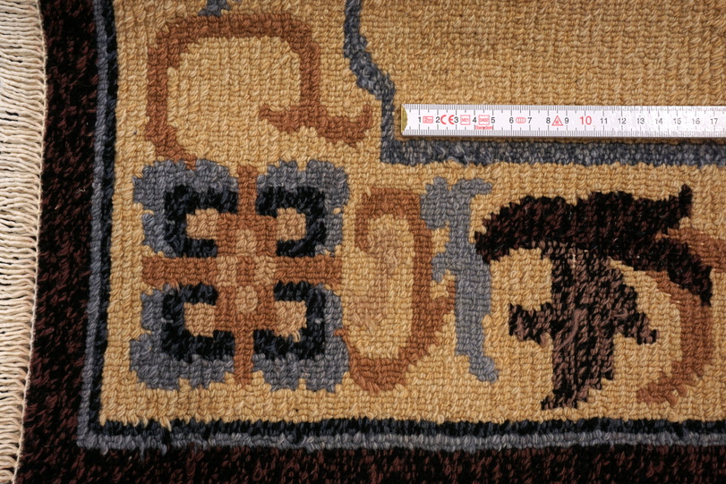 https://www.resai.de/ carpethaus/3440- carpet/orient carpet-nepal-tibet-modern-13.JPG