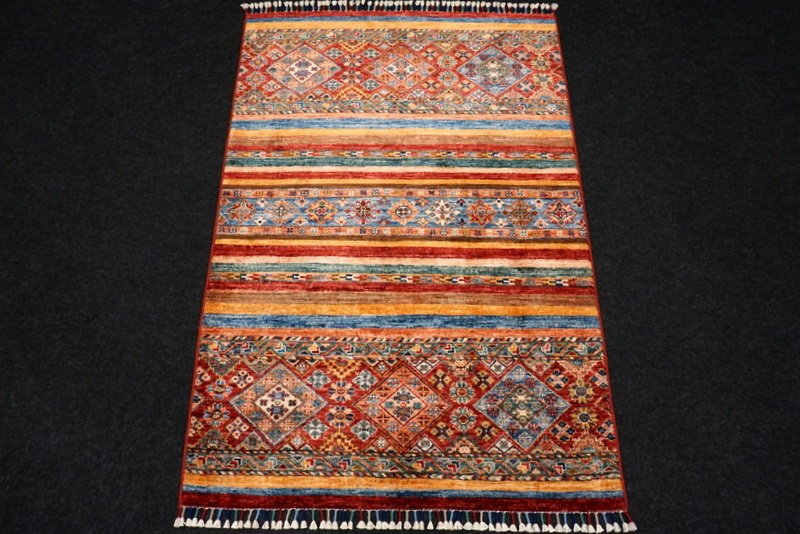 https://www.resai.de/ carpethaus/3554- carpet/orient carpet-khorjin-ariana-shaal-1.JPG