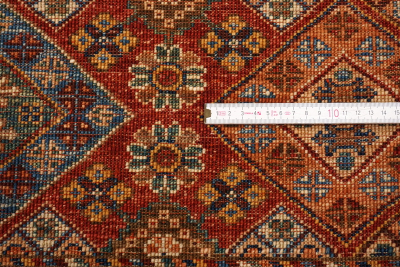 https://www.resai.de/ carpethaus/3554- carpet/orient carpet-khorjin-ariana-shaal-19.JPG