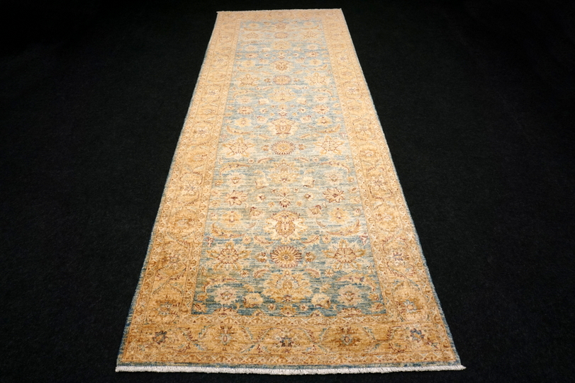 https://www.resai.de/ carpethaus/3570- carpet/orient carpet-ziegler-blau-laeufer-1.JPG