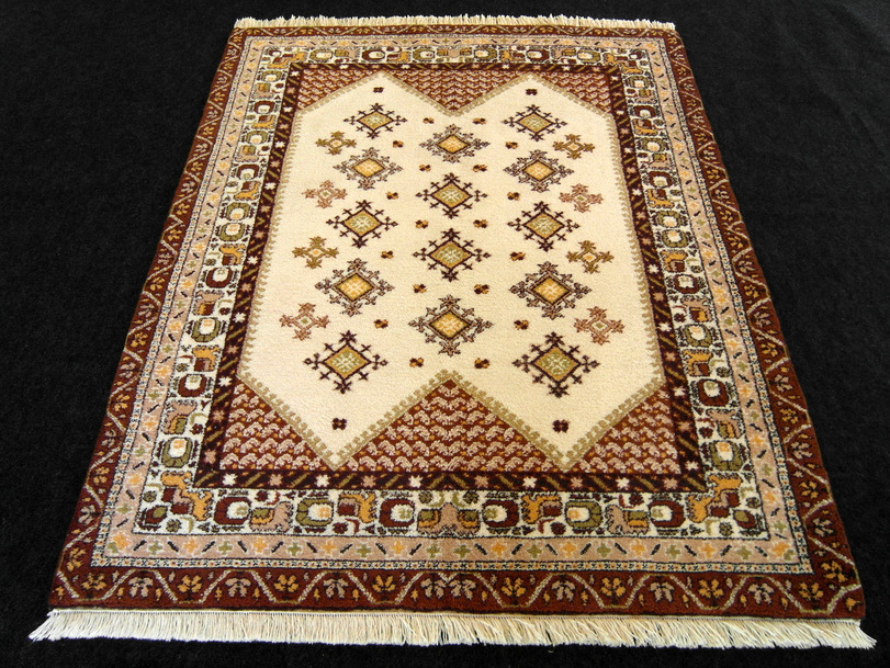 https://www.resai.de/ carpethaus/ carpet-1278/orient carpet-berber-1.JPG