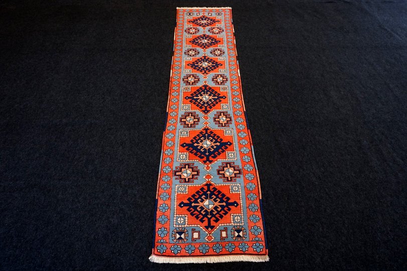 https://www.resai.de/carpet-house/carpet-1300/orientcarpet-milas-laeufer-1.JPG