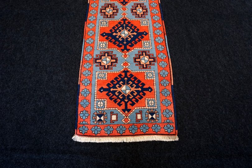 https://www.resai.de/ carpethaus/carpet-1300/orient carpet-milas-laeufer-3.JPG