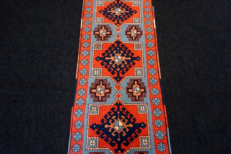 https://www.resai.de/ carpethaus/ carpet-1300/orient carpet-milas-laeufer-4.JPG