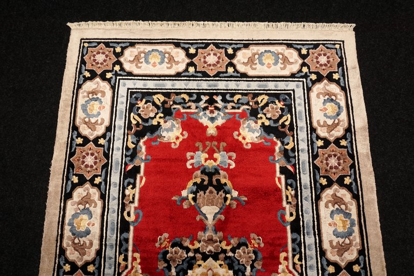 https://www.resai.de/ carpethaus/carpet-1460/orient carpet-china-seide-rot-5.JPG