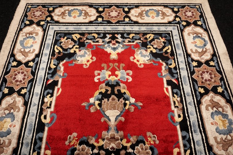 https://www.resai.de/ carpethaus/carpet-1460/orient carpet-china-seide-rot-9.JPG